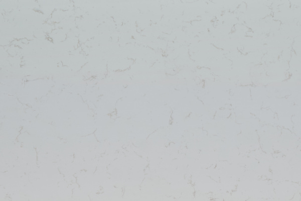 Подоконник из кварца Primax 931 Sunny Carrara с золотистыми прожилками