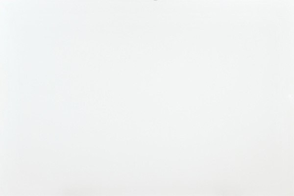 Белый подоконник из кварцевого камня Stratos C1102 Super White Honed с матовой поверхностью