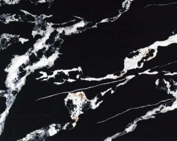 Чёрная столешница из кварцевого агломерата SmartQuartz Titanium с прожилками